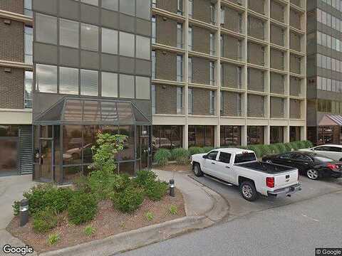 N Elm St, Greensboro, NC 27401
