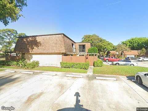 17Th Ln, Greenacres, FL 33463