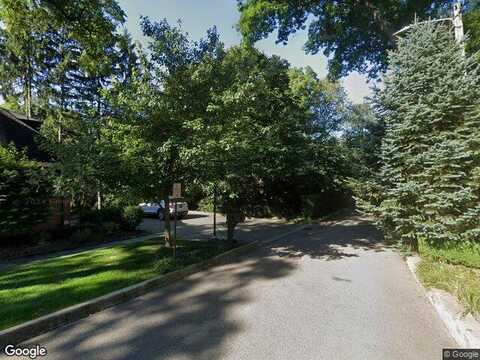 Dubuar St, Northville, MI 48167