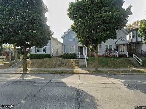 Oakland, MILWAUKEE, WI 53211