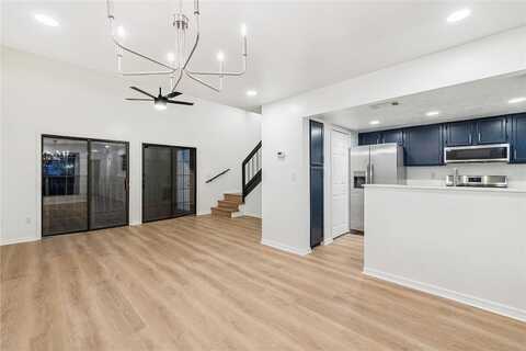 8Th, GAINESVILLE, FL 32607