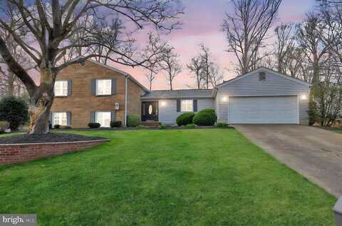 Cinnamon Creek, VIENNA, VA 22182