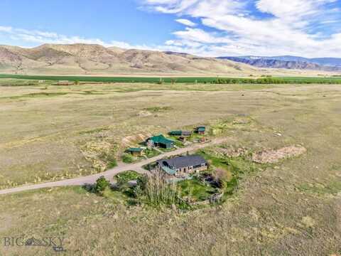 108 Caledonia Road, Livingston, MT 59047