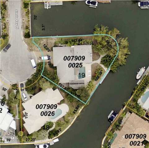 940 SIESTA KEY PLACE PLACE, SARASOTA, FL 34242