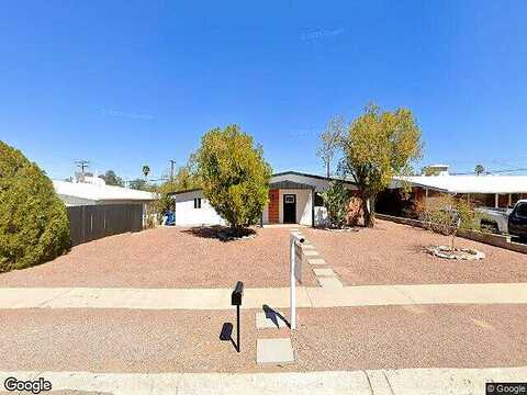 Scarlett, TUCSON, AZ 85711