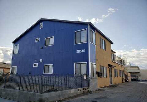 38501 Larkin Ave Avenue, Palmdale, CA 93550