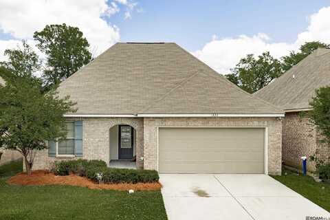 1339 Hickory Creek Dr, Baton Rouge, LA 70816