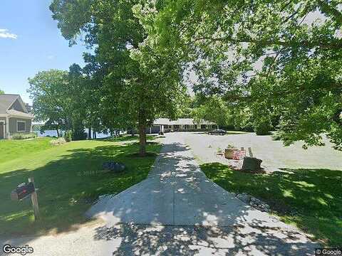 Hawks, DELAFIELD, WI 53018