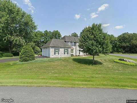 Magnolia, NAZARETH, PA 18064