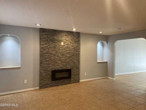 4433 N Stanton Street, El Paso, TX 79902