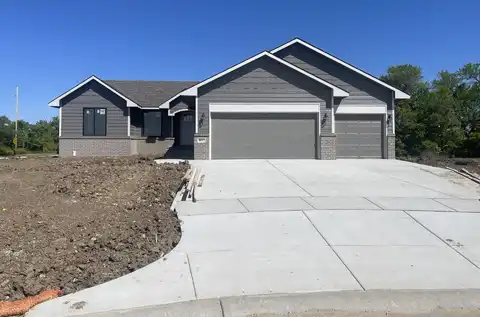 1637 N Magnolia Ct, Andover, KS 67002