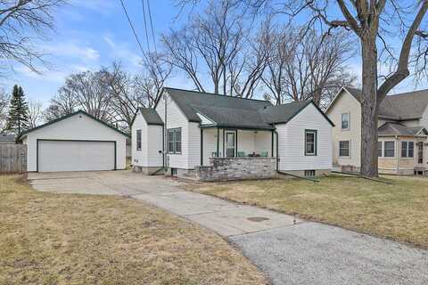 Vine, LANNON, WI 53046