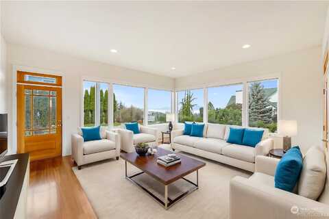 10Th, ANACORTES, WA 98221