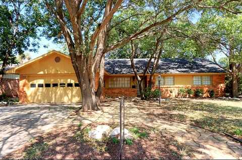 68Th, LUBBOCK, TX 79413