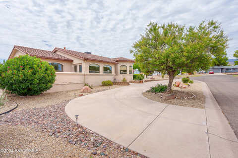 Lynda, CLARKDALE, AZ 86324
