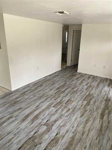 Cornwall, HOLIDAY, FL 34691