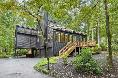 Poplar Hollow, NORTH CHESTERFIELD, VA 23235