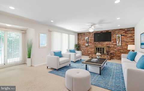 Carrleigh, SPRINGFIELD, VA 22152