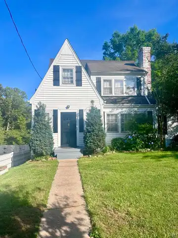 White, LYNCHBURG, VA 24502