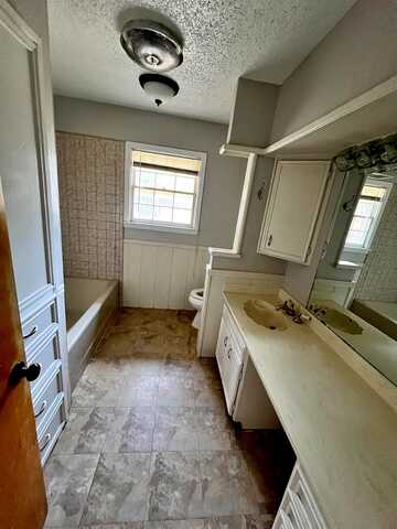54Th, LUBBOCK, TX 79413