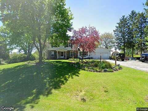Cresthill, CEDARBURG, WI 53012