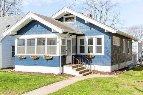 Hamline, SAINT PAUL, MN 55116