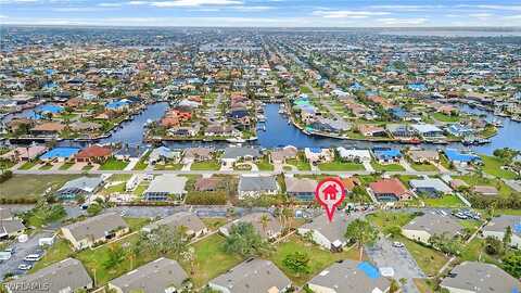 Sw Courtyards Way, Cape Coral, FL 33914