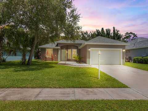 1St, VERO BEACH, FL 32968