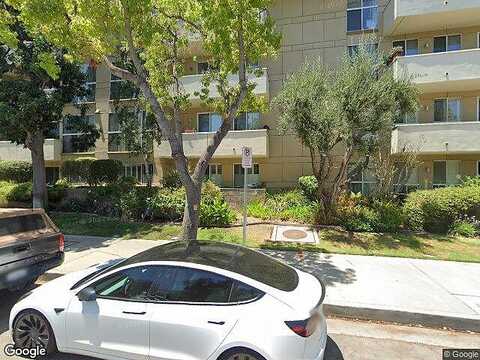 Genesta Ave, Encino, CA 91316