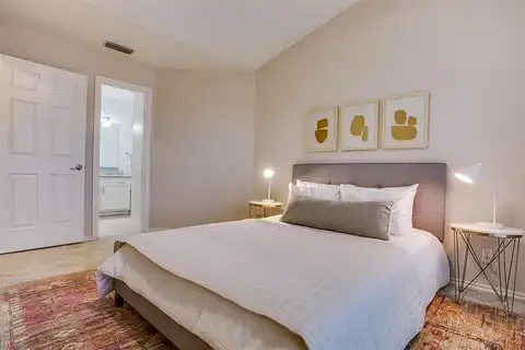 Beltway Dr, Addison, TX 75001