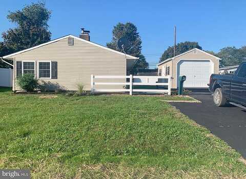 Pinewood, LEVITTOWN, PA 19054