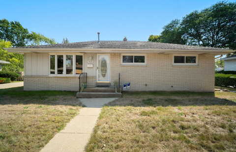 Kimberly, MILWAUKEE, WI 53221
