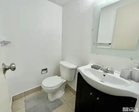 E 9Th St, Reno, NV 89512