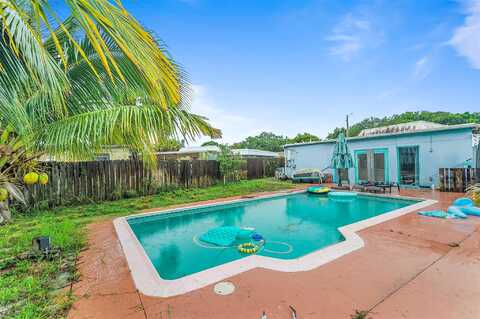10Th, FORT PIERCE, FL 34950