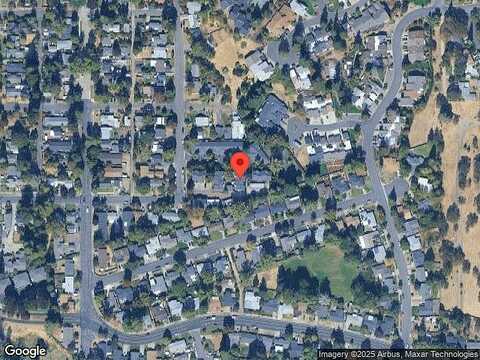 Maple Leaf Ct, Medford, OR 97504