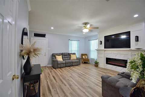 Romeo, PASADENA, TX 77502
