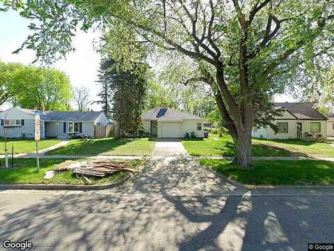 13Th, MOORHEAD, MN 56560