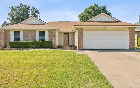 Bentle, CEDAR HILL, TX 75104