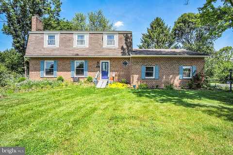 Adams, CARLISLE, PA 17015