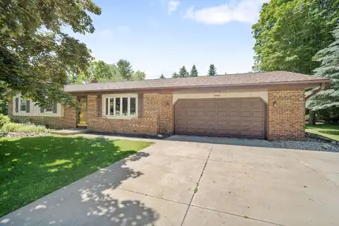 Meadow View, SLINGER, WI 53086
