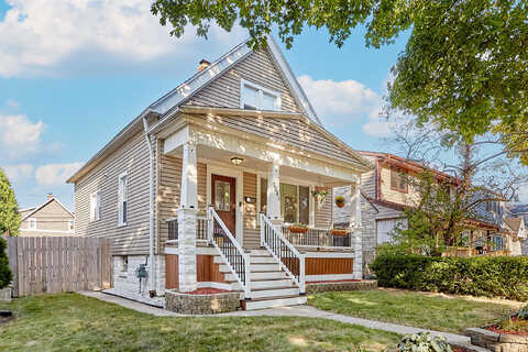 19Th, MILWAUKEE, WI 53221