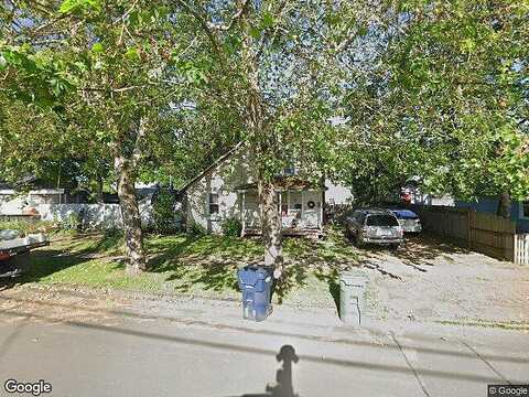 Broad, MONMOUTH, OR 97361