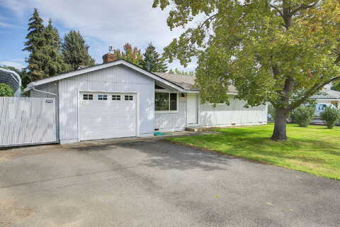 Thorn Oak, MEDFORD, OR 97501