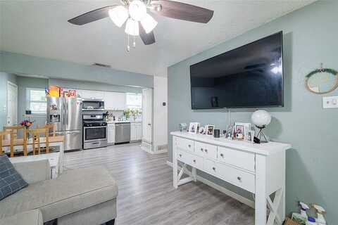 Loyce, MESQUITE, TX 75149