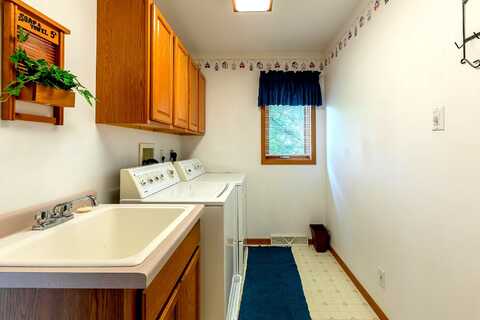 Terrebonne, MOSINEE, WI 54455