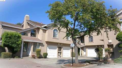 Maria, CASTRO VALLEY, CA 94546