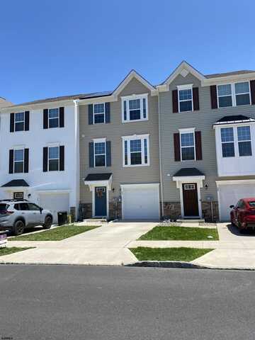22 Continental Blvd, Sicklerville, NJ 08081