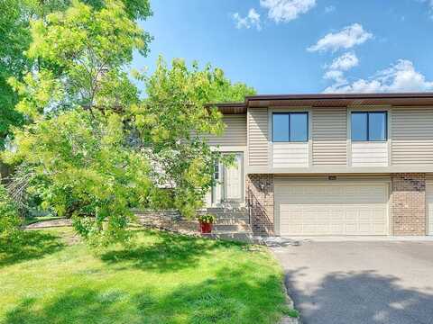 Kingsview, MAPLE GROVE, MN 55369