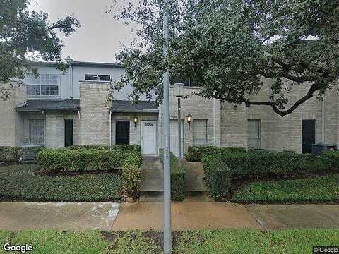 Regency Square Ct, Houston, TX 77036