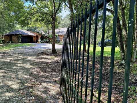 Lett, MALABAR, FL 32950